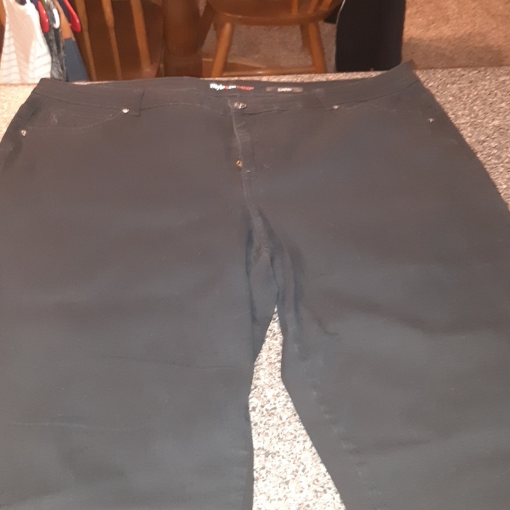 Style & Co capris